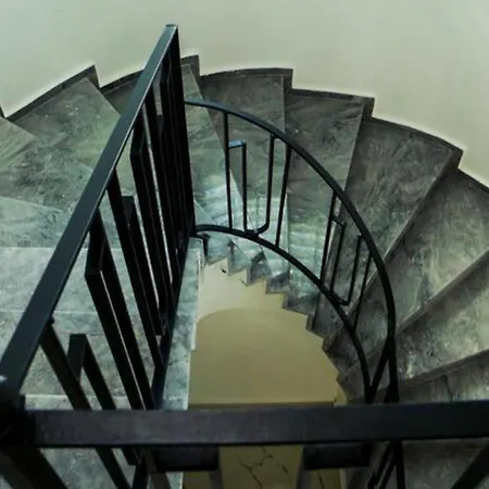 Villa-sleeps 8-parking-pool-bbq Willa *