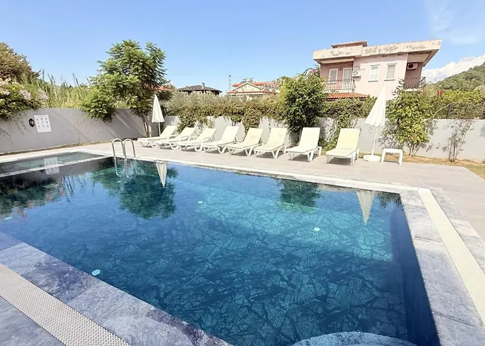 Βίλα Villa-sleeps 8-parking-pool-bbq *