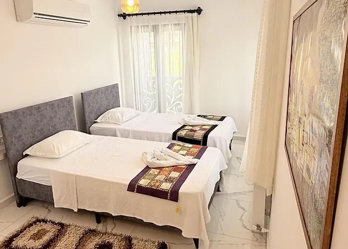 Βίλα Villa-sleeps 8-parking-pool-bbq