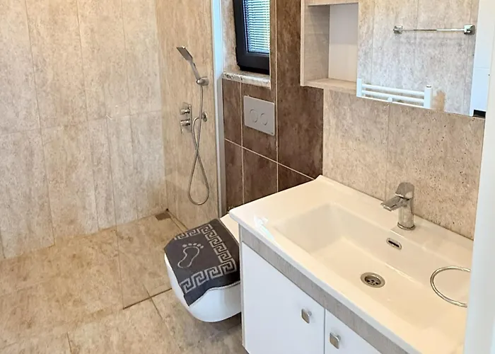 Βίλα Villa-sleeps 8-parking-pool-bbq Dalyan